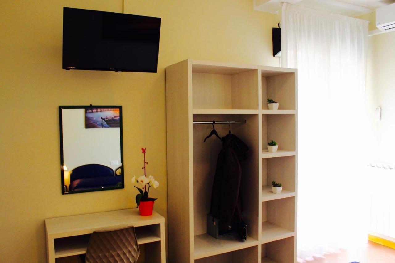 Hotel Fedora Rimini Esterno foto