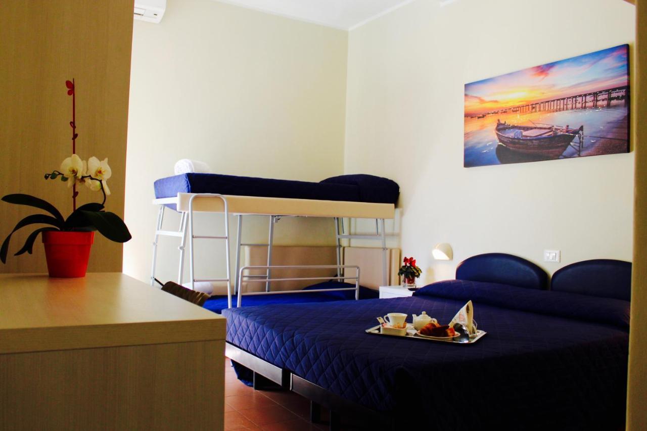 Hotel Fedora Rimini Esterno foto