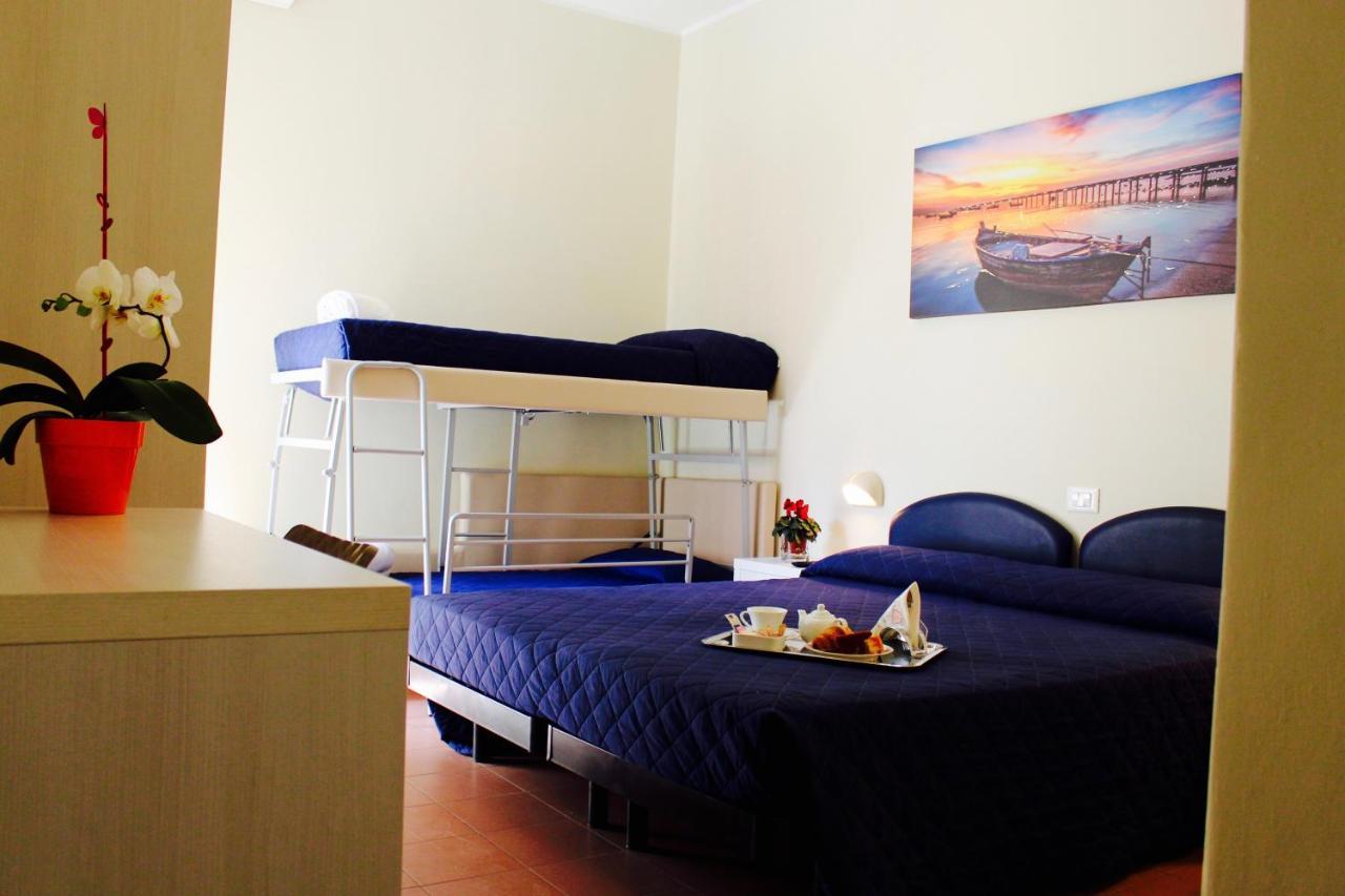 Hotel Fedora Rimini Esterno foto
