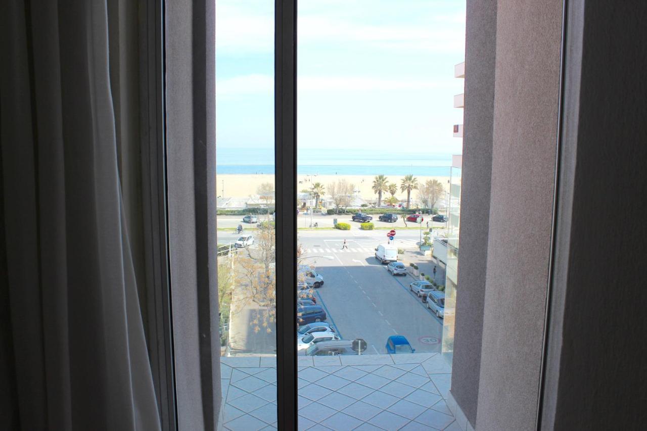 Hotel Fedora Rimini Esterno foto
