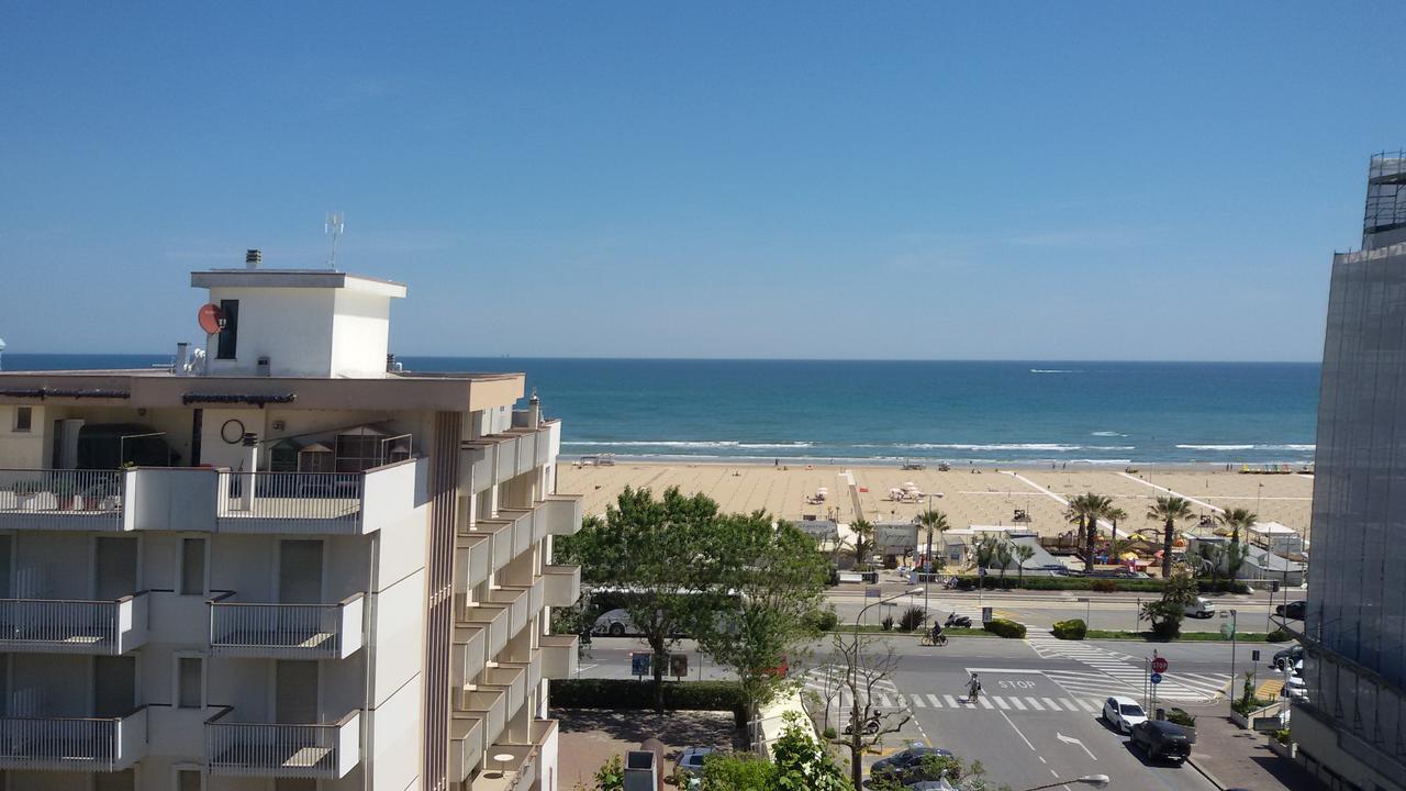 Hotel Fedora Rimini Esterno foto